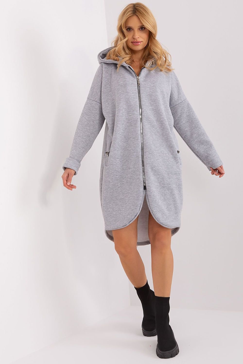 Sweatshirt model 191263